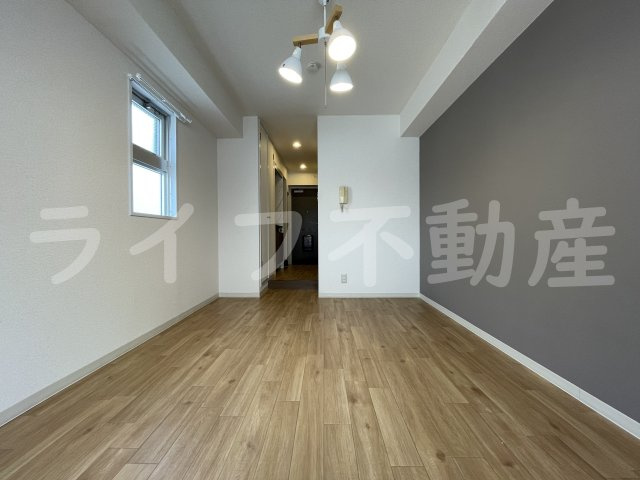 第3グリーンハイツの居間・リビング|こちらの居間で趣味の時間をお楽しみください