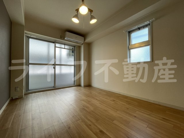 第3グリーンハイツの洋室|明るい洋室です