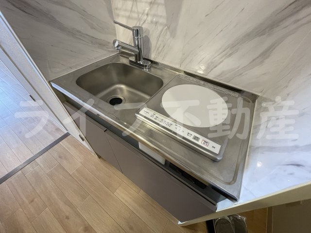 第3グリーンハイツのキッチン|コンパクトなキッチンで掃除もラクラク