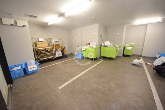 ローレルタワー御堂筋本町のその他共用部分|ローレルタワー御堂筋本町　ごみ置き場