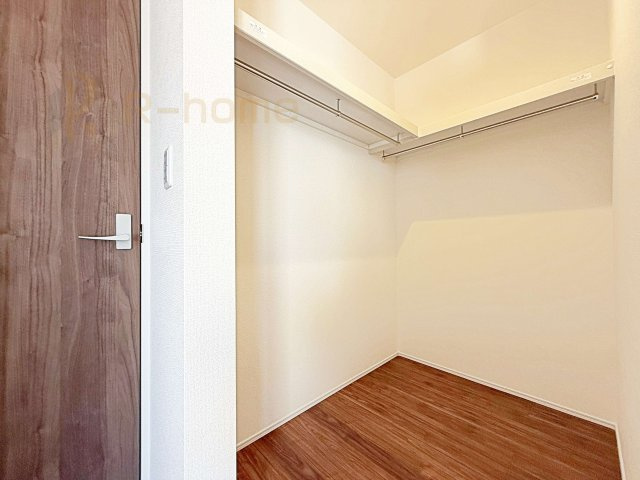 第1取手市野々井　新築戸建て　1号棟の収納|人気のウォークインクローゼット！アウター類はもちろん、季節ものや寝具も収納できます！