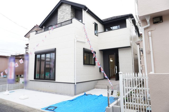 越谷市宮本町4丁目 新築分譲住宅の外観