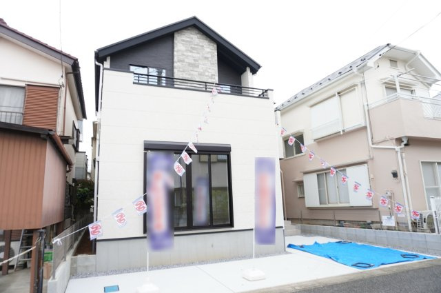越谷市宮本町4丁目 新築分譲住宅の外観
