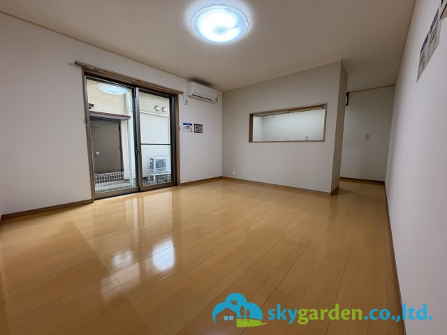 藤沢市石川5丁目　中古戸建の居間・リビング