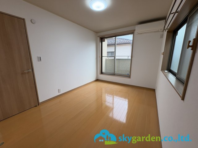 藤沢市石川5丁目　中古戸建の洋室|広々とした洋室です