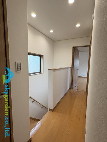 藤沢市石川5丁目　中古戸建の内装|明るい色調の内装です