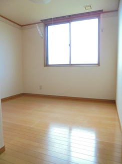 【洋室】 | パインマーシュ | 室内物干しあります