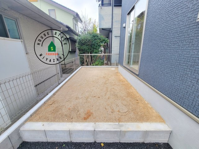 宮崎市恒久第15-1棟（1号棟）の庭|お庭で自由な時間を過ごせます。