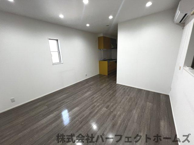 N BASE枚方 Cの居間・リビング|使いやすい居間です