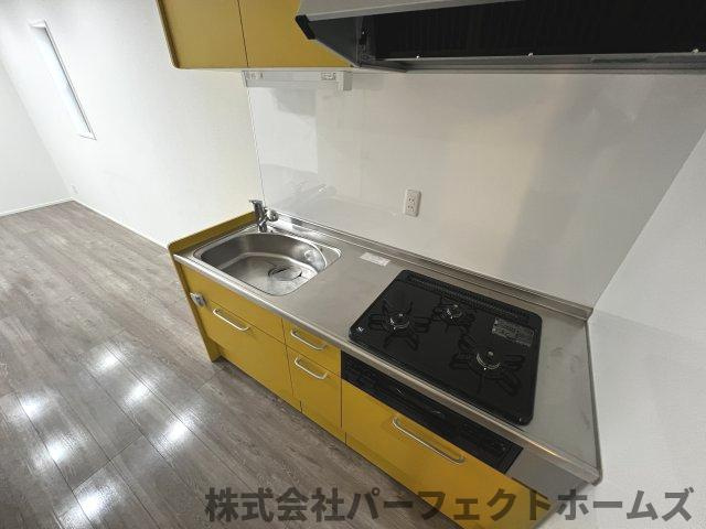 N BASE枚方 Cのキッチン|きれいなキッチンです
