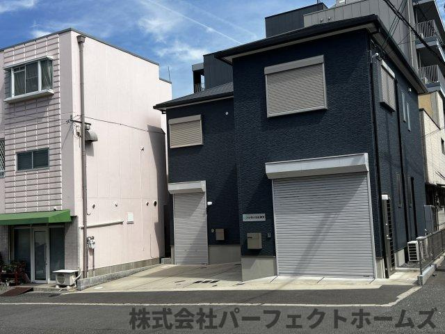 N BASE枚方 Cの外観|きれいな外観です