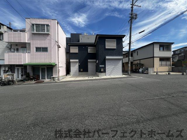 N BASE枚方 Cの外観|外観もきれいです