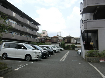 【駐車場】 | ボードミール南茨木