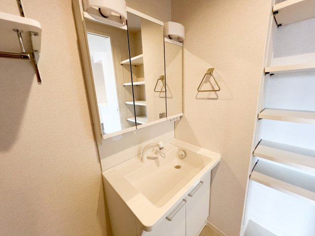 ベレオFukataの独立洗面台