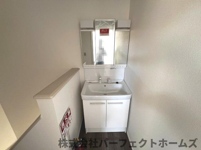 N BASE枚方の独立洗面台|独立洗面台です