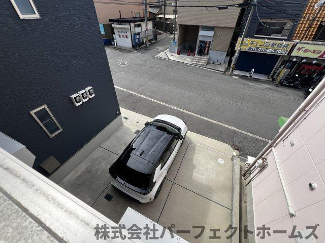N BASE枚方の駐車場|駐車場に車を止められます