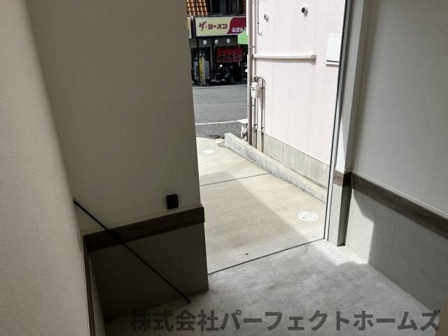 N BASE枚方の内装