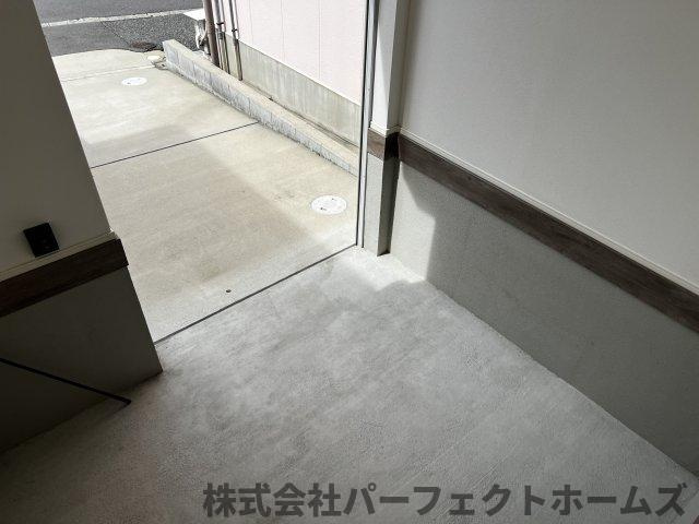 N BASE枚方の内装