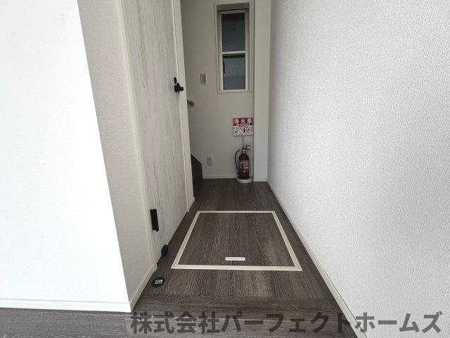 N BASE枚方の玄関|明るい玄関です