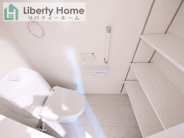 日立市助川町3期　新築戸建のトイレ