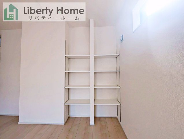 日立市助川町3期　新築戸建の収納