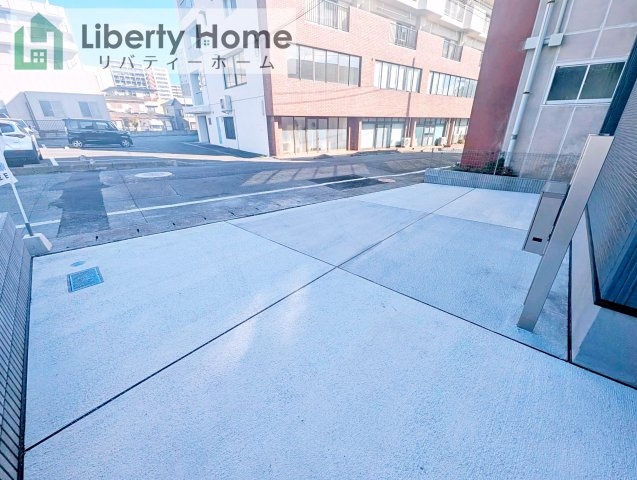 日立市助川町3期　新築戸建の前面道路含む現地写真