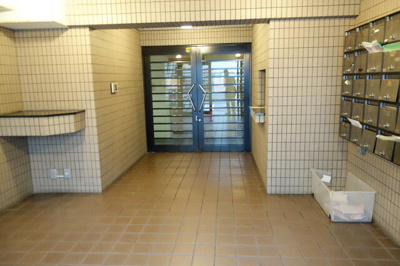 【エントランス】 | メゾンドール川崎