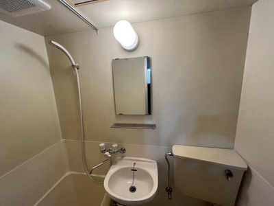 【浴室】 | メゾンドール川崎 | 落ち着いた空間のお風呂です