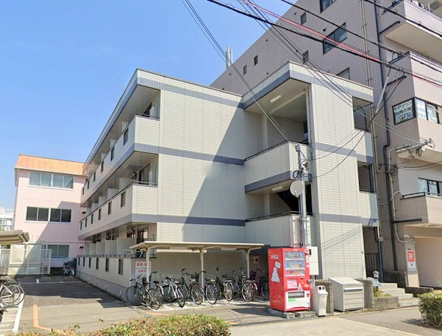 クローバーハイムの外観