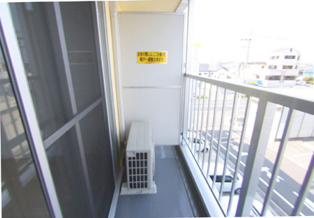 レジデンス曽根のバルコニー|バルコニー付きです