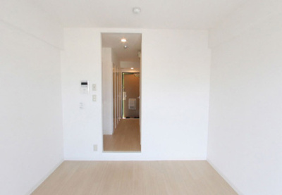 【居間・リビング】 | レジデンス曽根 | ゆったり過ごせる居間です