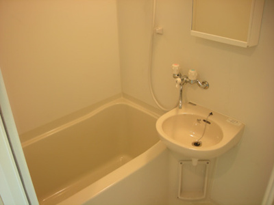 【浴室】 | レジデンス曽根 | ゆったり過ごせるお風呂です