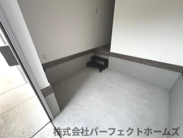 N BASE枚方の内装|倉庫・土間