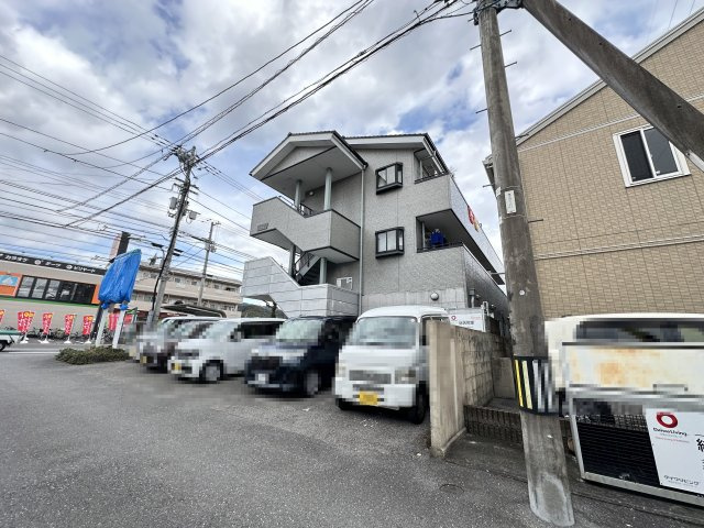 グランドゥル・フレアの外観