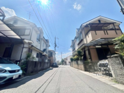 【前面道路含む現地写真】 | 宇治市宇治野神　中古戸建 | （株）ゆいホームでは、ご購入・ご売却・住宅ローンなどのあらゆるご相談にお応えします。まずはお気軽にお電話下さい。