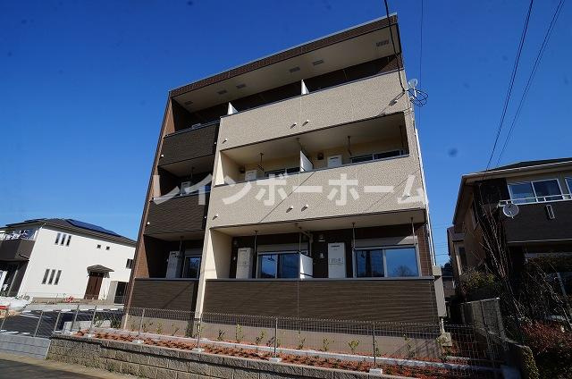 ラ　ラ　トマート　B