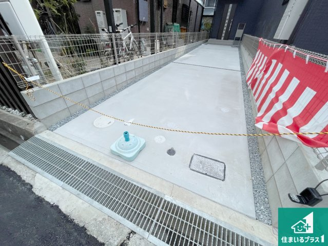 伊丹市西野　第7期　新築一戸建ての駐車場|駐車スペース！散水栓があるので、こまめに愛車を洗えます！