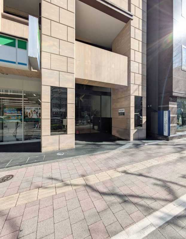 エスティメゾン銀座　ペット相談　駅近　駐車場有のエントランス