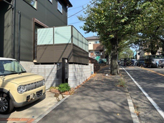 【前面道路含む現地写真】 | 松戸市八ヶ崎　モデルハウス使用中古戸建