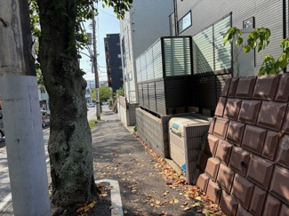 【前面道路含む現地写真】 | 松戸市八ヶ崎　モデルハウス使用中古戸建