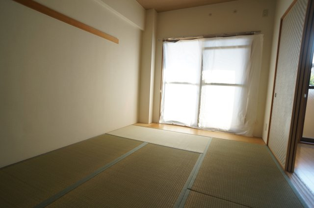 ソシア売布の和室