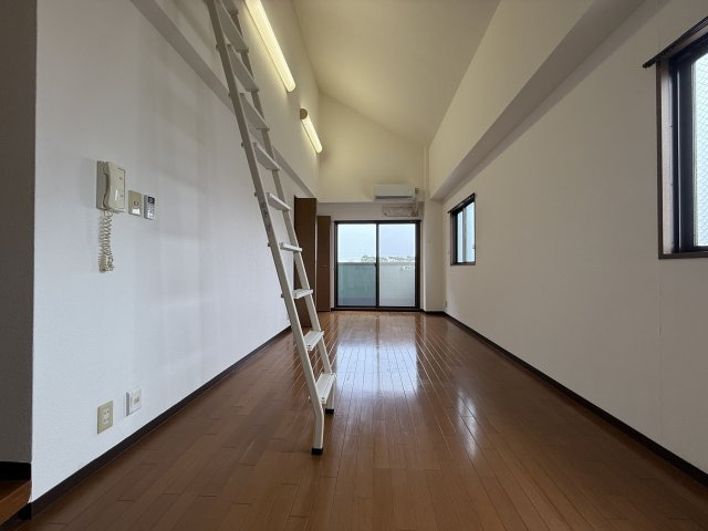 スクエアー４７の居間・リビング