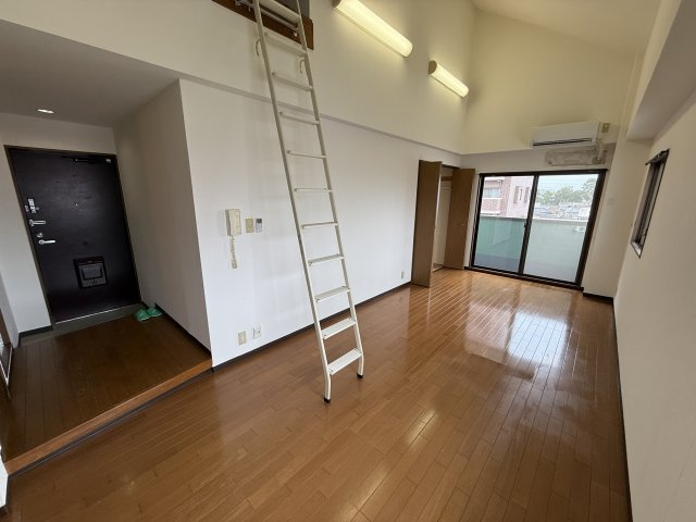 スクエアー４７の居間・リビング