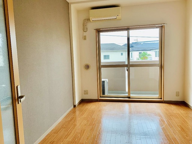 【内装】 | コンフォートシティ | 室内