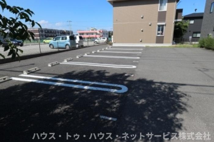 プレリュード　Aの駐車場