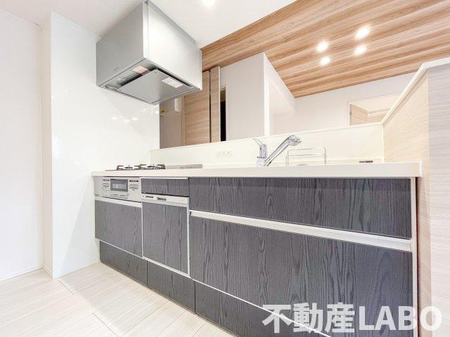 スペチアーレ平野西のキッチン