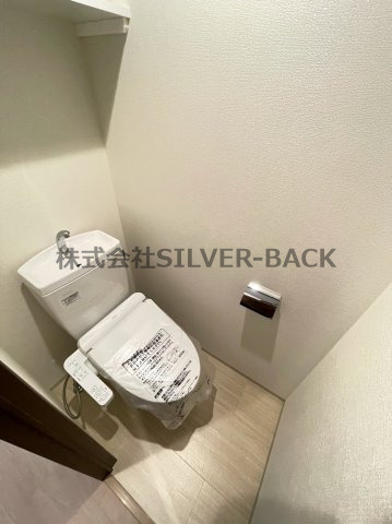 フォーリアライズ大阪ウエストベイのトイレ