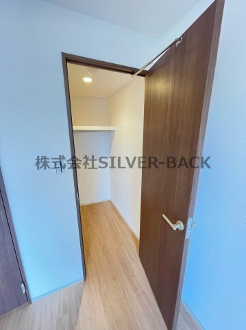 フォーリアライズ大阪ウエストベイの収納