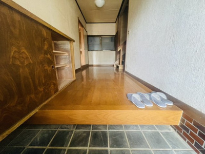 【玄関】 | 【敷地面積200坪以上】土浦市下高津4丁目　5LDK