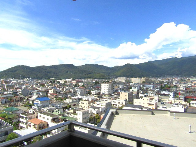 【展望】 | サーパス朝日通り　11階 | 玄関側からの眺めも良好です(^^♪